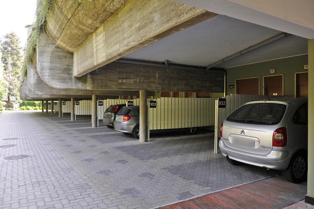 Hotel City Legnano Kültér fotó