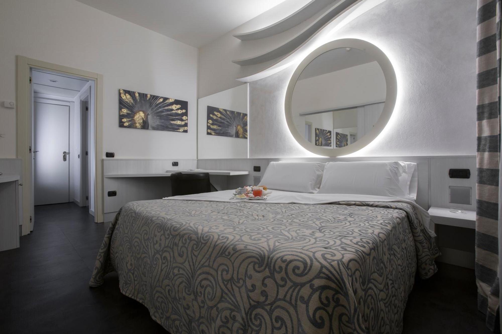 Hotel City Legnano Kültér fotó